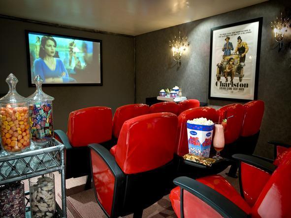 Twelve Apostles Hotel - Cinema 